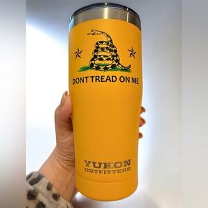Yukon Outfitters Gadsden Flag “Don’t Tread on Me” 20oz Yellow Tumbler 7.25x 3.5”